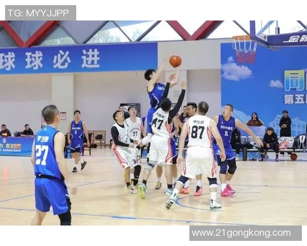 南京篮球队与北京篮球队赛后分析灵活性表现及战术调整探讨